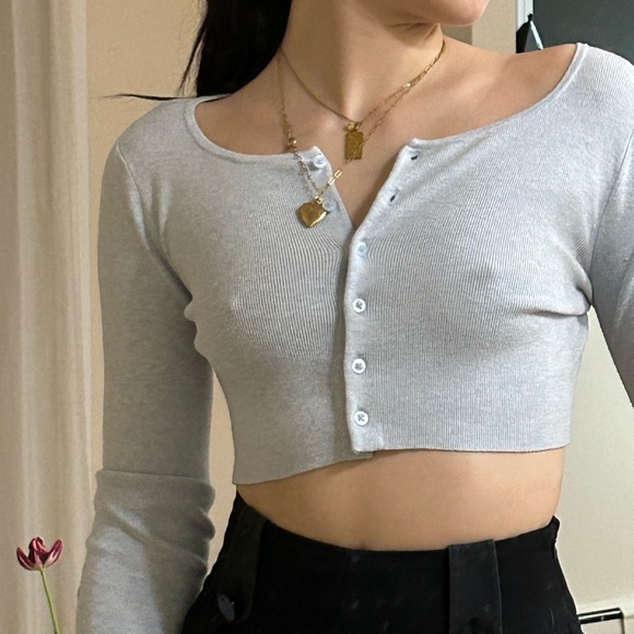 Sunday Best- Cardigan - Picture 1 of 3